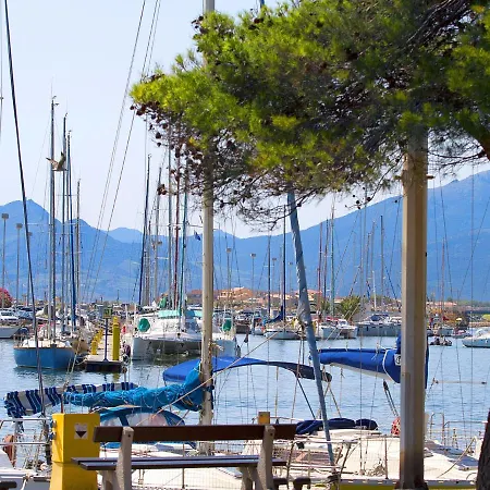 Thalassa-3 By Interhome Nyaraló *